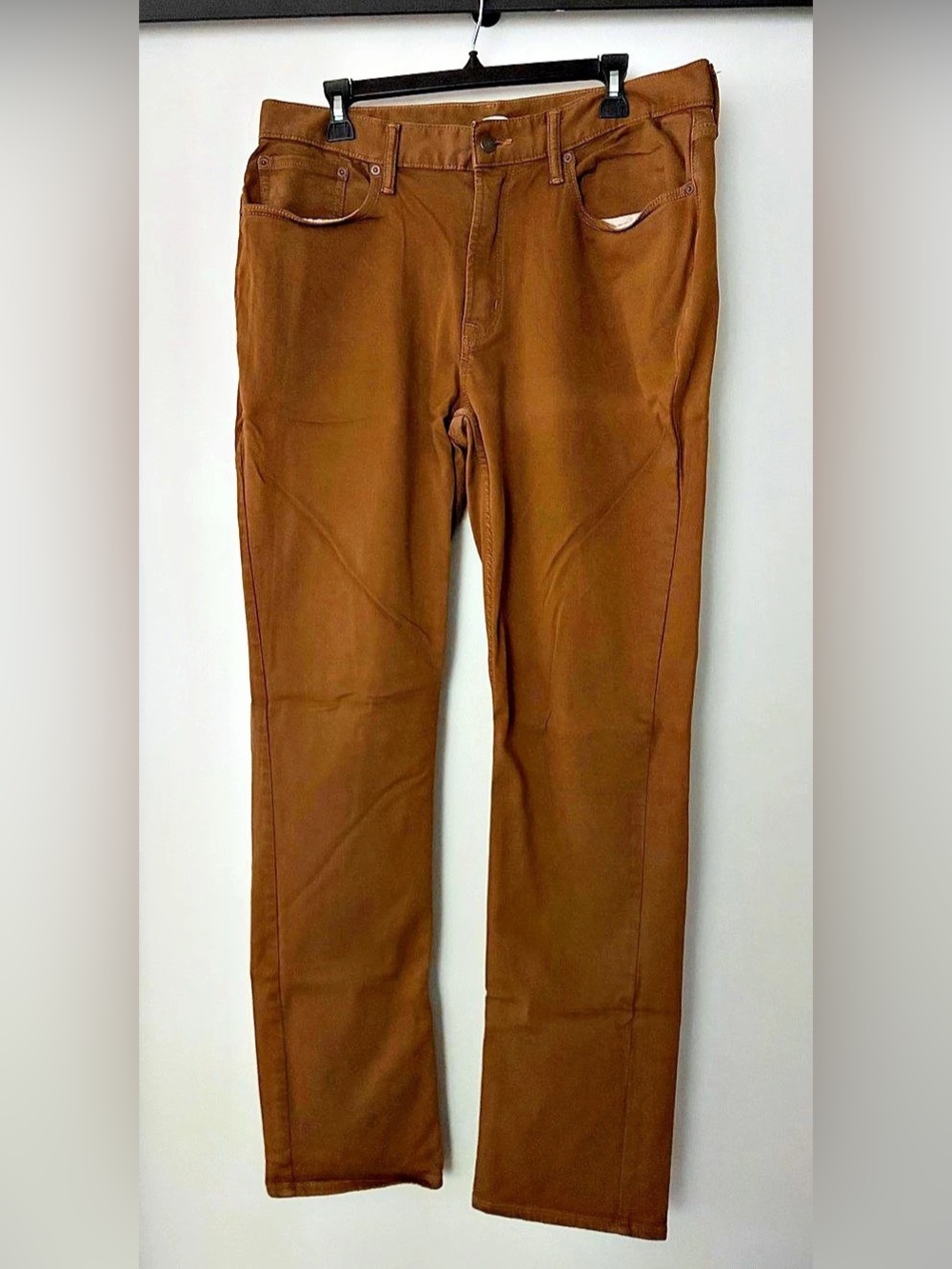 Old Navy Straight Leg Cotton Blend Jeans Waist 36 x 34 Like New